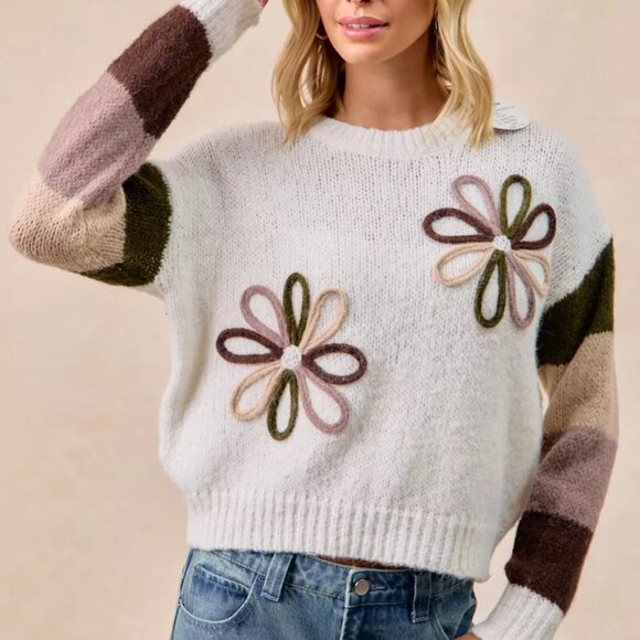 BiBi Flower Color Block Sweater - Picture 8 of 11